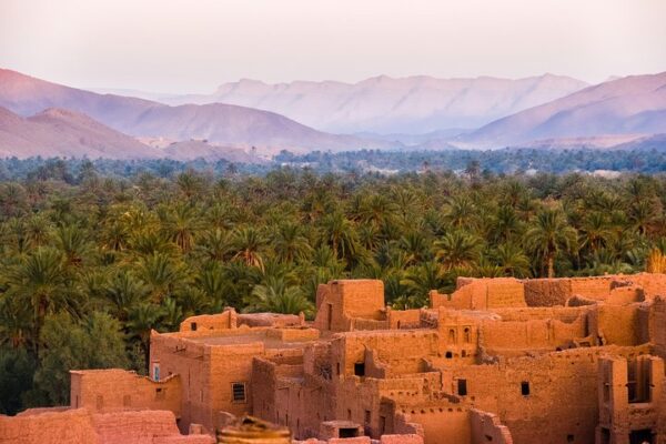 2 Day Zagora Tour from Marrakech Through the Atlas Mountains, Camel Trek and Desert Camp